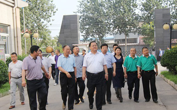發(fā)展不忘本，心系家鄉(xiāng)情——尹市長蒞臨我公司實(shí)地訪問